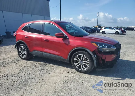 2020 Ford Escape Sel z USA, uszkodzony, nr VIN 1FMCU0H68LUA24470